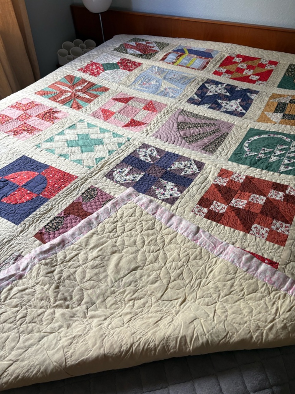 Vintage MCM cotton Handmade Patchwork Quilt - Multicolor - Picture 6 of 13